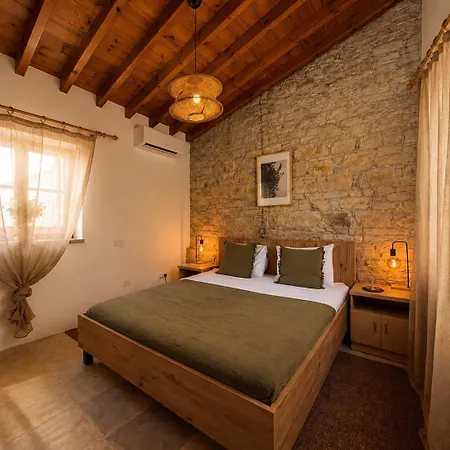 Four Stories Guest house 3*